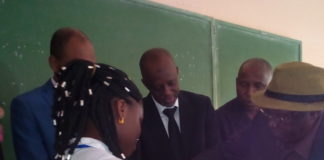 Education : Examen national.