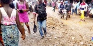 Madina: Quand les commerçants cohabitent avec la boue