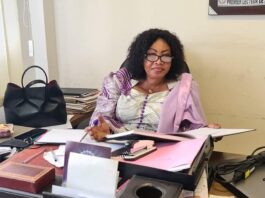 Nous travaillons dur pour subvenir à nos besoins et ceux de nos familles’’, dixit Mme Camara Aissata Bilivogui, responsable du Service administratif et financier du quotidien national Horoya.